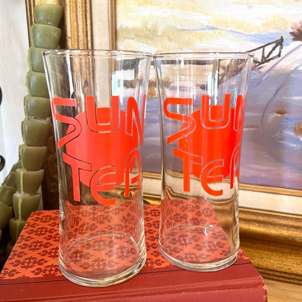 Vintage 1970’s Mid Century Mod Retro Set of 2 Sun Tea Summer Glasses